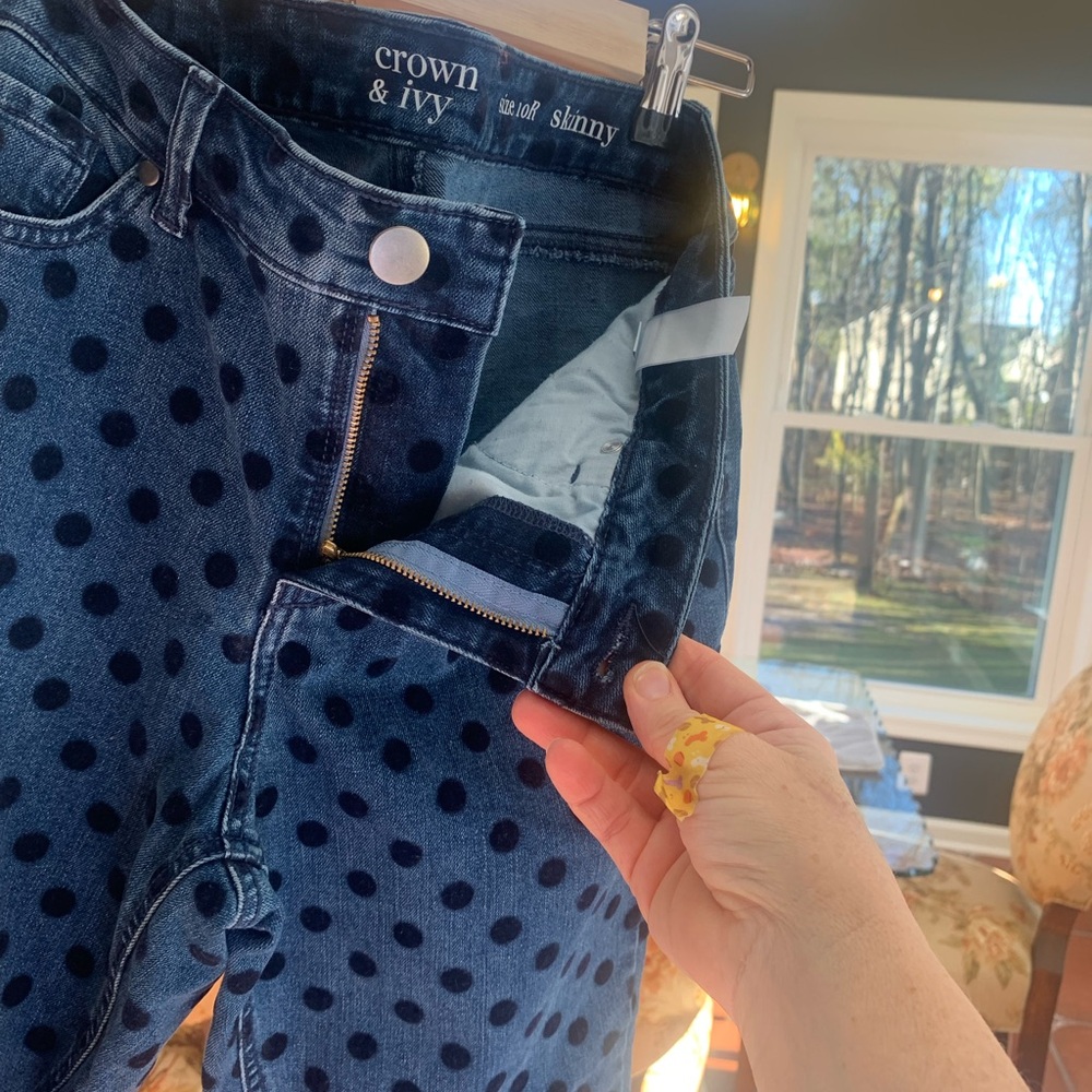 Crown & Ivy Blue Polka Dot Women's Jeans